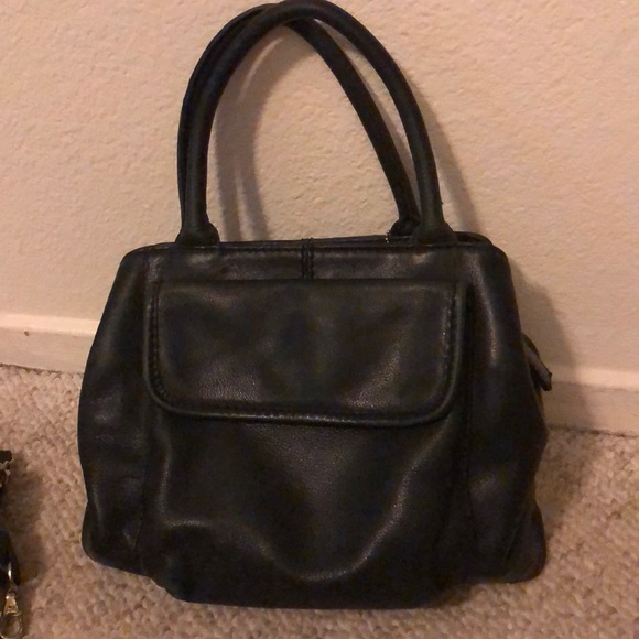 Authentic Fossil Classic satchel with strap. - Picture 3 of 7